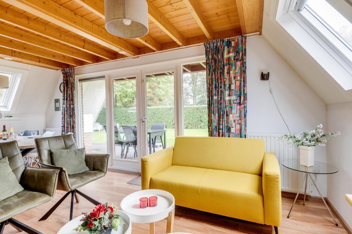Kleine Zanglijster I Prachtig Huisje Nabij Bosrand Zwiggelte Exterior foto