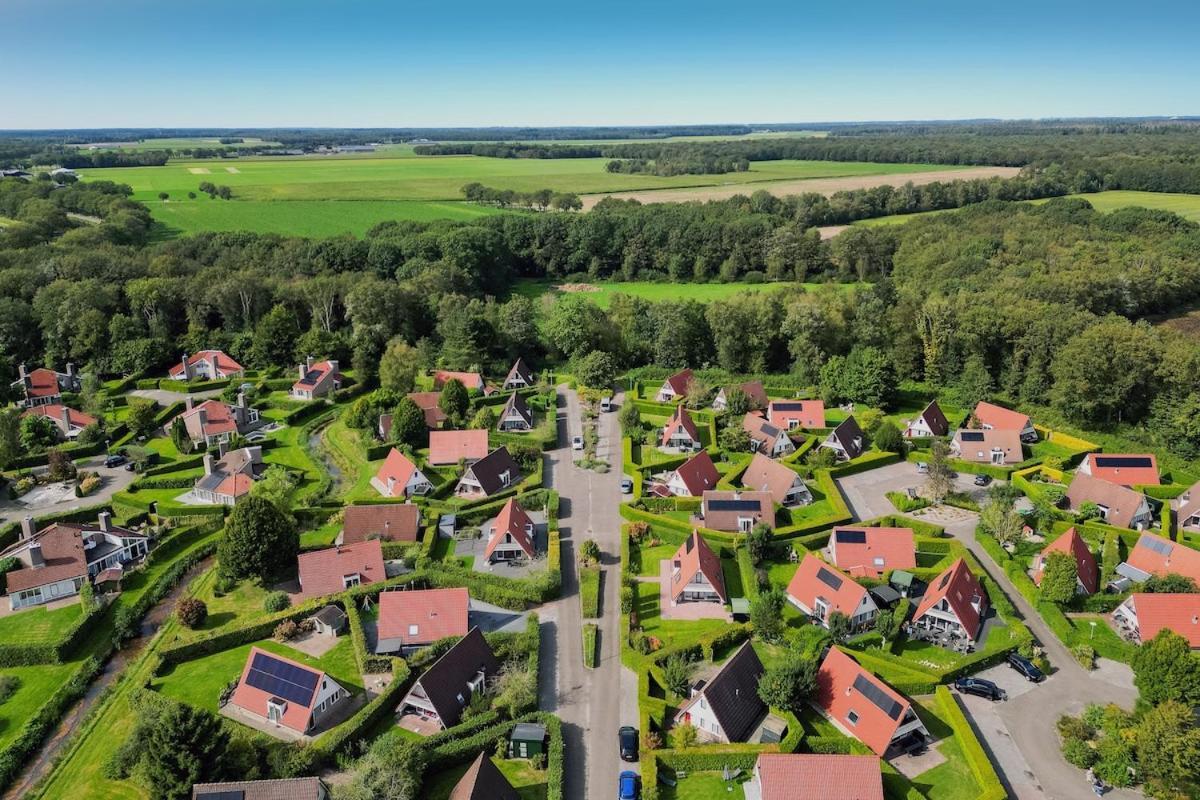 Kleine Zanglijster I Prachtig Huisje Nabij Bosrand Zwiggelte Exterior foto